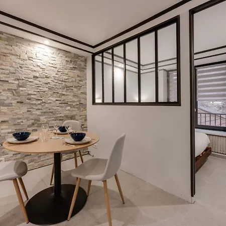 Appartement Chaleureux Plein Centre Et Proche Du