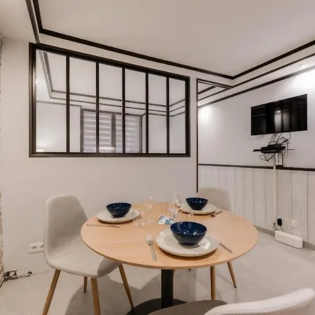 Chaleureux Plein Centre Et Proche Du Apartmán *